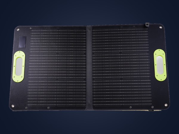 پنل خورشیدی SP-60 — باز شده، سلولهای خورشیدی